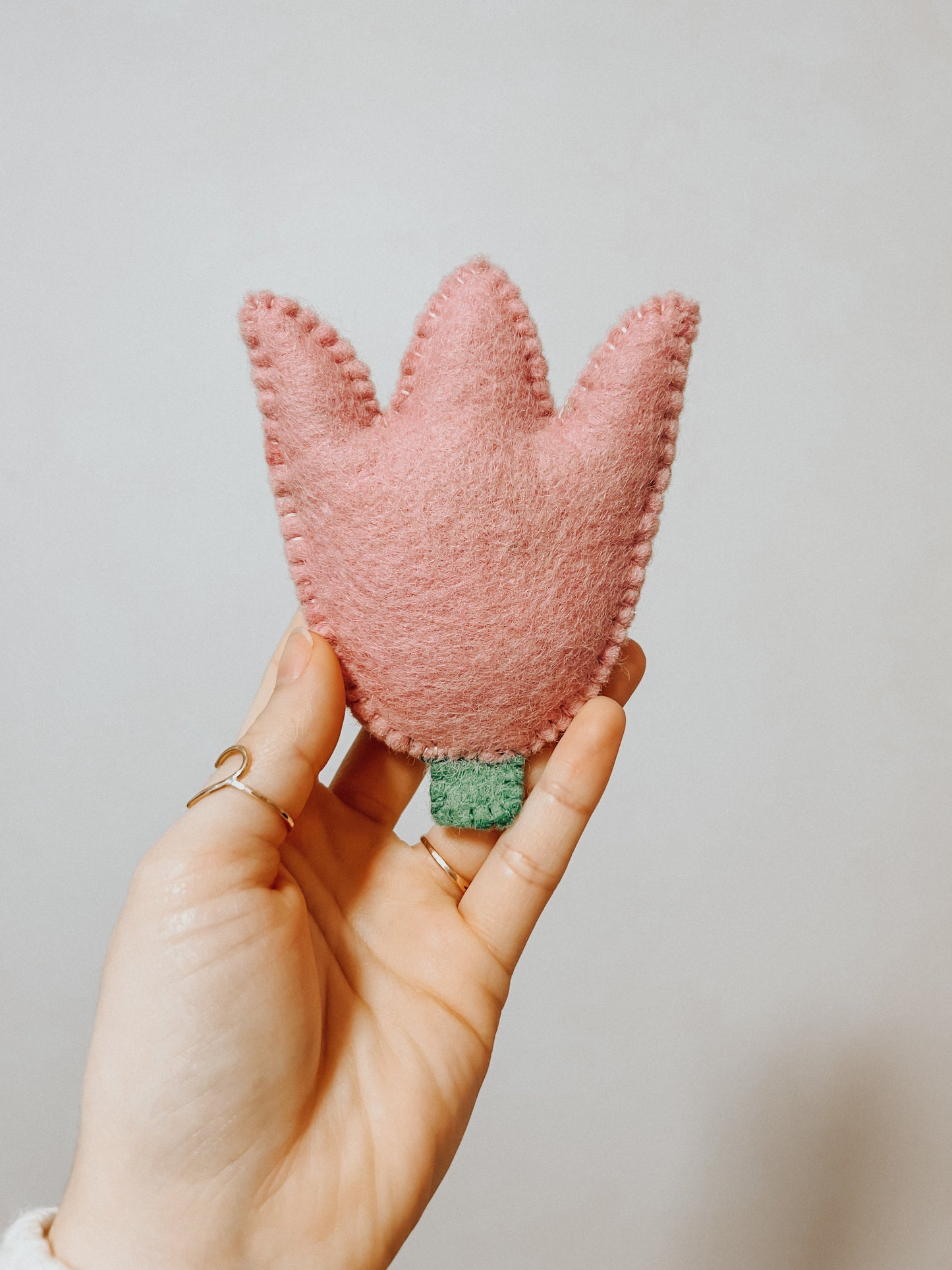 Felt tulip